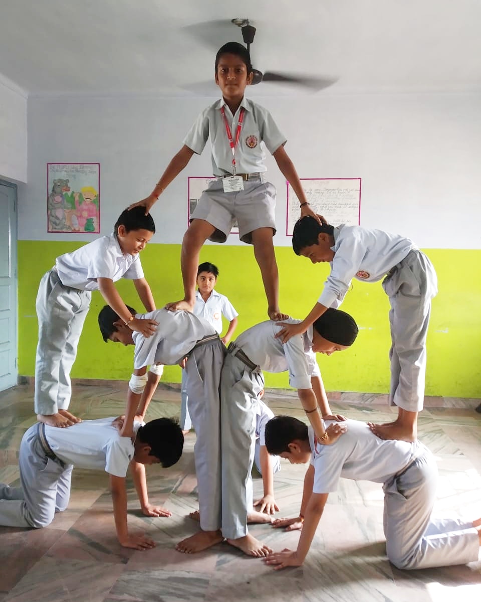 KIDSHAPERS's tweet photo. The strength of the team is each individual member.
#kidshaperindia #stronginsidestrongeroutside #sports #activities #tower #kids https://t.co/QXt2ZU3pK9