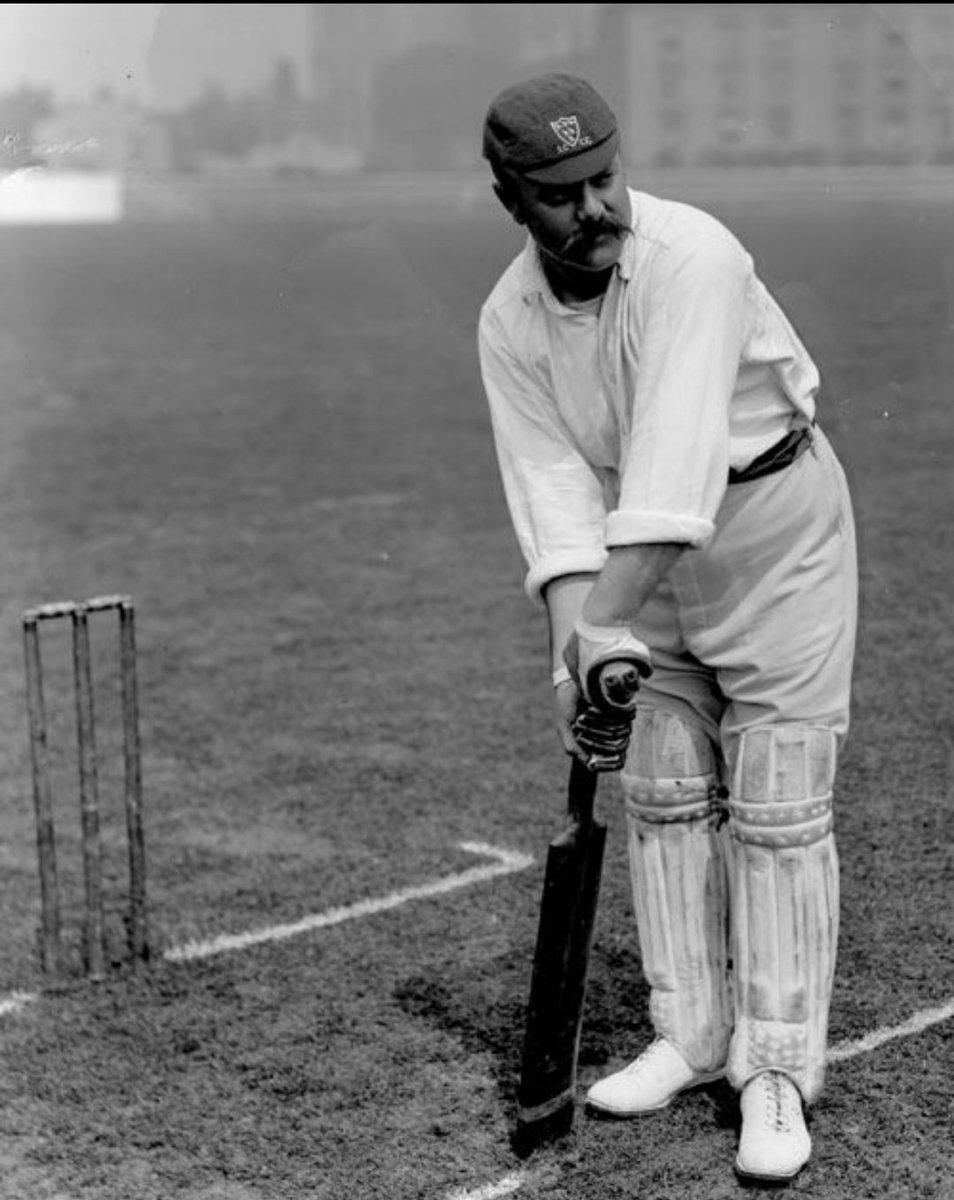 All About Double Hundred in Test Cricket (Thread):First Double Hundred:Australian right handed batsman Billy Murdoch scored first double century in test cricket, making 211 against England at the Oval, on 12 August 1884. He is also the First Captain. #Cricket  @ICC