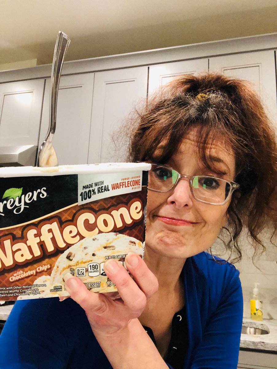 Christine Flowers tweet media