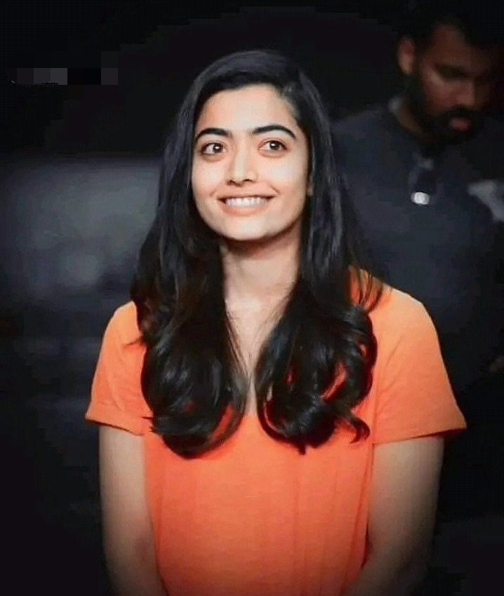 My goddess  @iamRashmika "It's not about how much you do, but how much love you put into what you do that counts ""If you want to change the world, go home and love your family "Lots of love    loves you worship you, your sincere fan  @iamRashmika  #RashmikaMandanna