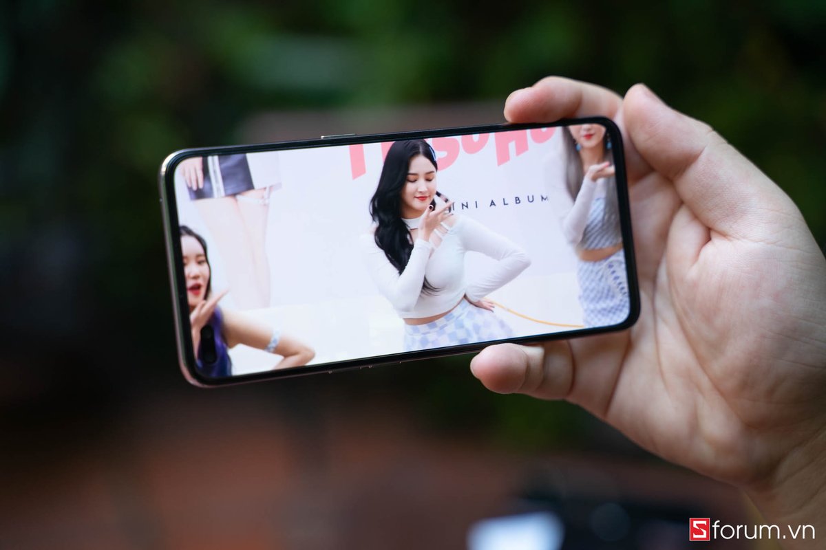 oppopronguyen00's tweet photo. #cellphones #oppo #opporeno #opporeno3pro @oppopronguyen00
CellphoneS News: Oppo Reno 3 Pro features Gorilla Glass 5, using a 6.4-inch Super AMOLED panel with 1080 × 2400 resolution.
https://t.co/KOABfdoUKJ https://t.co/TSruUfhbsf