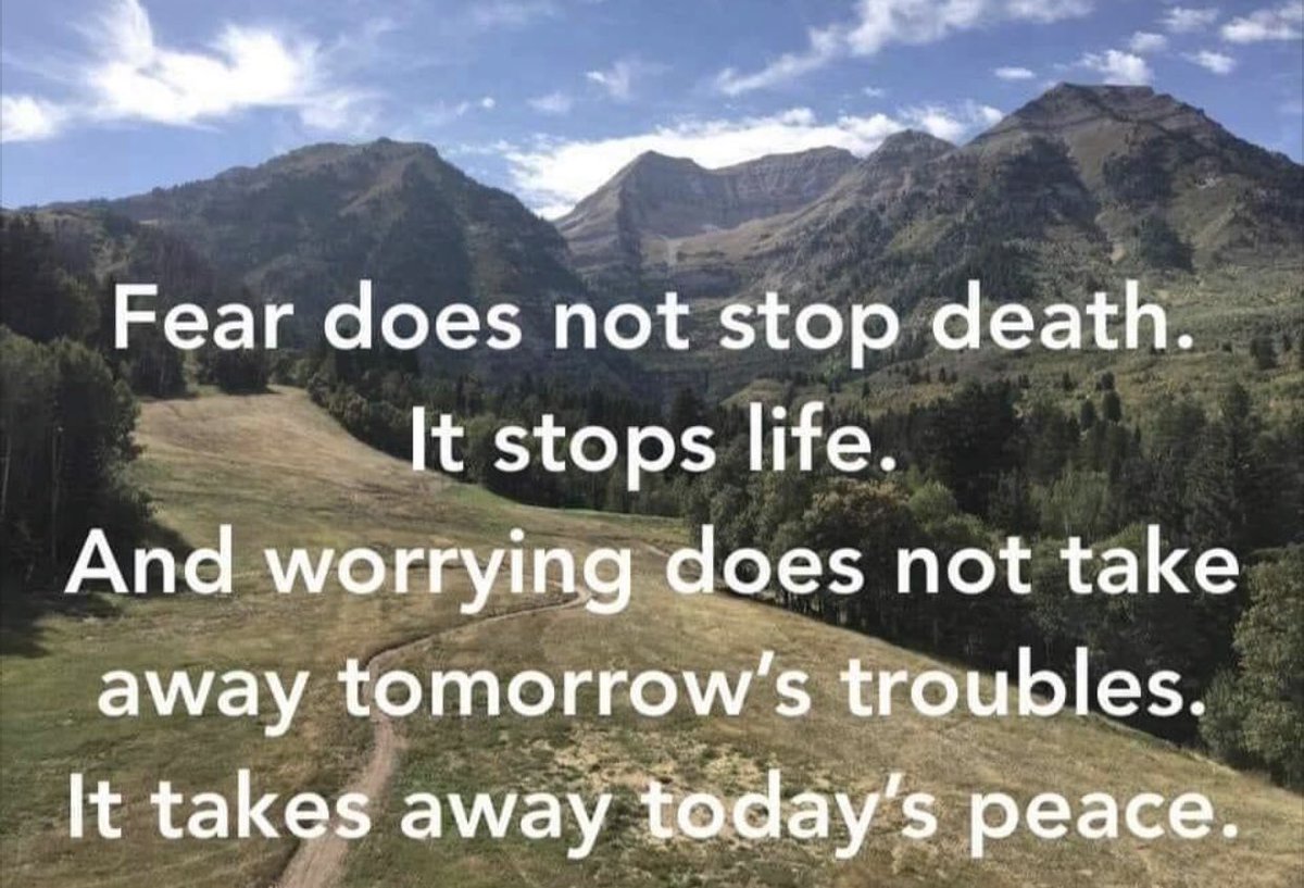 Loris_Loop's tweet image. Stop The Fear and Worrying Is Now is the topic of my new blog post on this Wisdom Wednesday. Read it here&amp;gt;&amp;gt; bit.ly/2krk2ry #WisdomWednesday #LorisLoop #TheMainHustle  
#Entrepreneur #Goals #WeAreAllInThisTogether