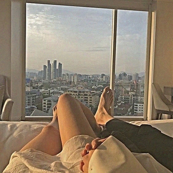 JDCxCats's tweet photo. It's better this way, hold on tight!
[Episode 14]

#JDCxRoseBlood 
#jiminfanfic #jiminimagine #btsimagines #btsjimin #btsparkjimin #jimin #jiminff #jiminedits #bts https://t.co/wNyOLIMK8N