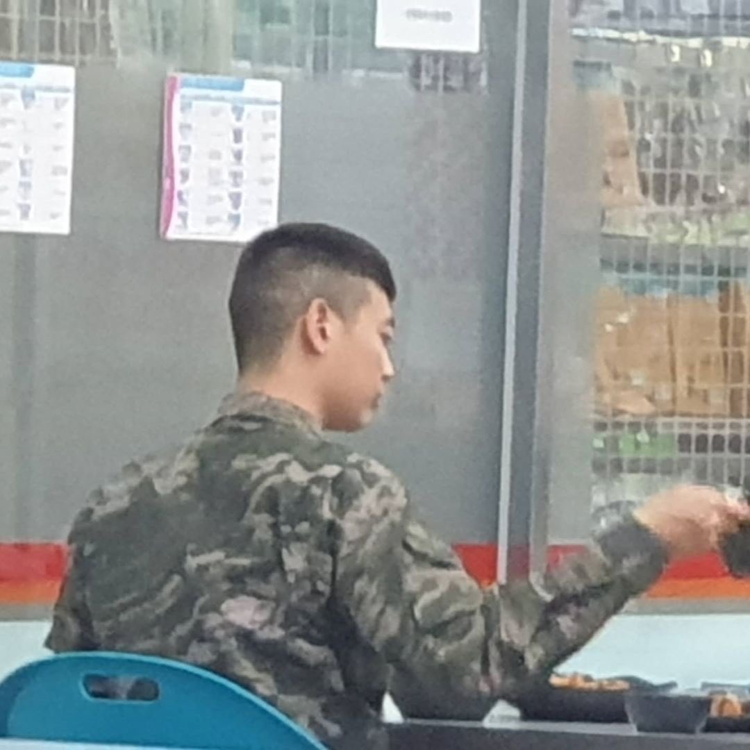 ㅋ ㅍ ㅍ ㅁ 鎮海基地司令部のpxって 浦項じゃないし 海兵隊ではなく海軍の施設でミノ目撃とは