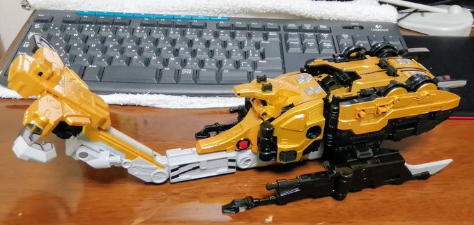 安かったから、DXゴーバスタービート買っちゃった。クオリティ凄いね。説明書の情報量が多過ぎる。スタッグビートルは売ってナス。 