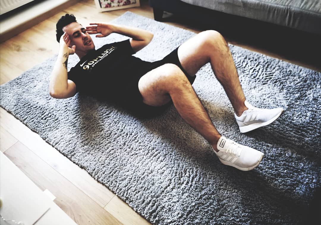 AB DEM 01.06.2020 ENDE MIT DEM #homeworkouts 🔥

Endlich wieder auf in das @injoyxpresserfurt und wieder richtig schwitzen 😅🥵 Egal welche Voraussetzungen 🙏 Ich bin da und freue mich auf euch 💪❤️ #strong #nutrition #follow #o #like #goals #strengt
instagram.com/p/CAKbqkrpwRt/…