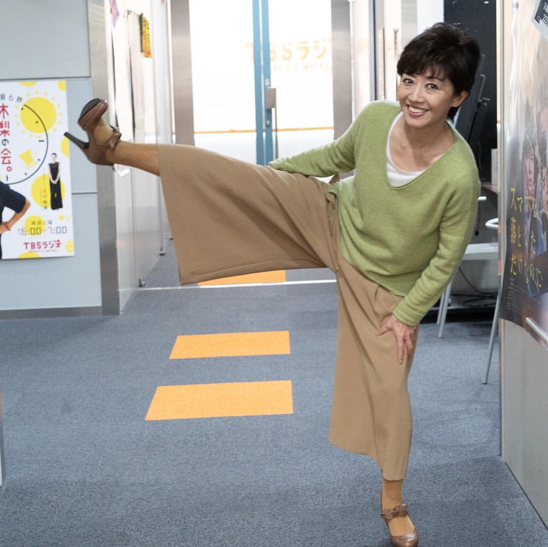 ট ইট র ｋだｏやｇ ニュースデスク Tbsラジオ の 長峰由紀 アナ 昔 ｎｈｋの藤井彩子アナと似てるなって思っていたんだけど 今はどうなんだろ
