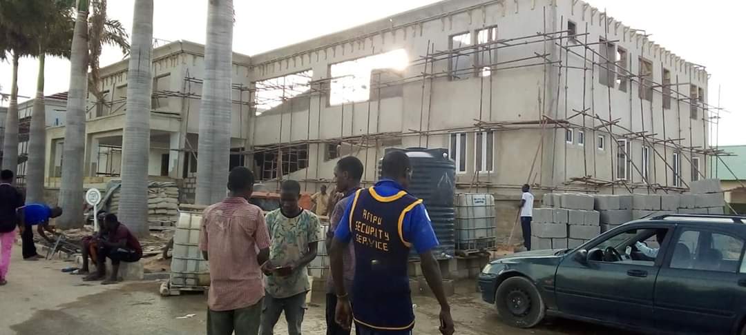 GombeState's tweet photo. Ongoing construction of Gombe Specialist Hospital by H.E Alh Muhammad Inuwa Yahaya administration. https://t.co/svWGlgMJrx