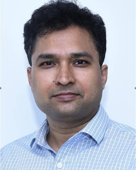 SmtJMOfficial's tweet image. I want to applaud Shri. Sanjay Kumar, IAS, for his dedicated efforts and commitment. He is the Secretary for Revenue, IT &amp;amp; Labour &amp;amp; is exceptional in multitasking &amp;amp; managing his roles. He had been the point of contact for most operations undertaken during #COVID19 lockdown,