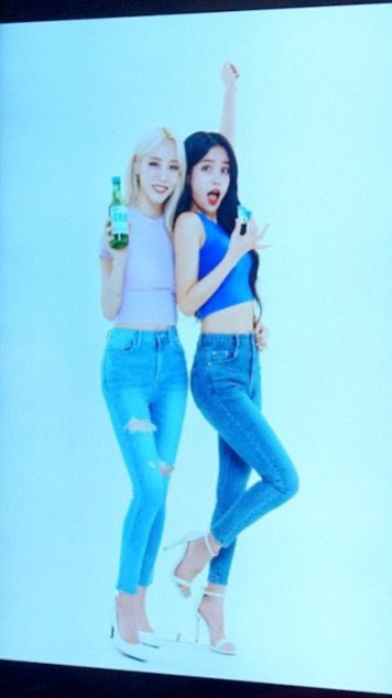 each of the girls had a solo shot, but solar’s had moonbyul in it bc why wouldn’t she