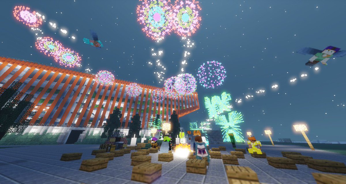 alexander_tsuru's tweet photo. A week ago together with Innopolis University we tried a new online course format held in Minecraft. During free time participants could play games and explore the university’s architecture. Well, it was an interesting experience. https://t.co/4v8PWVPWU3