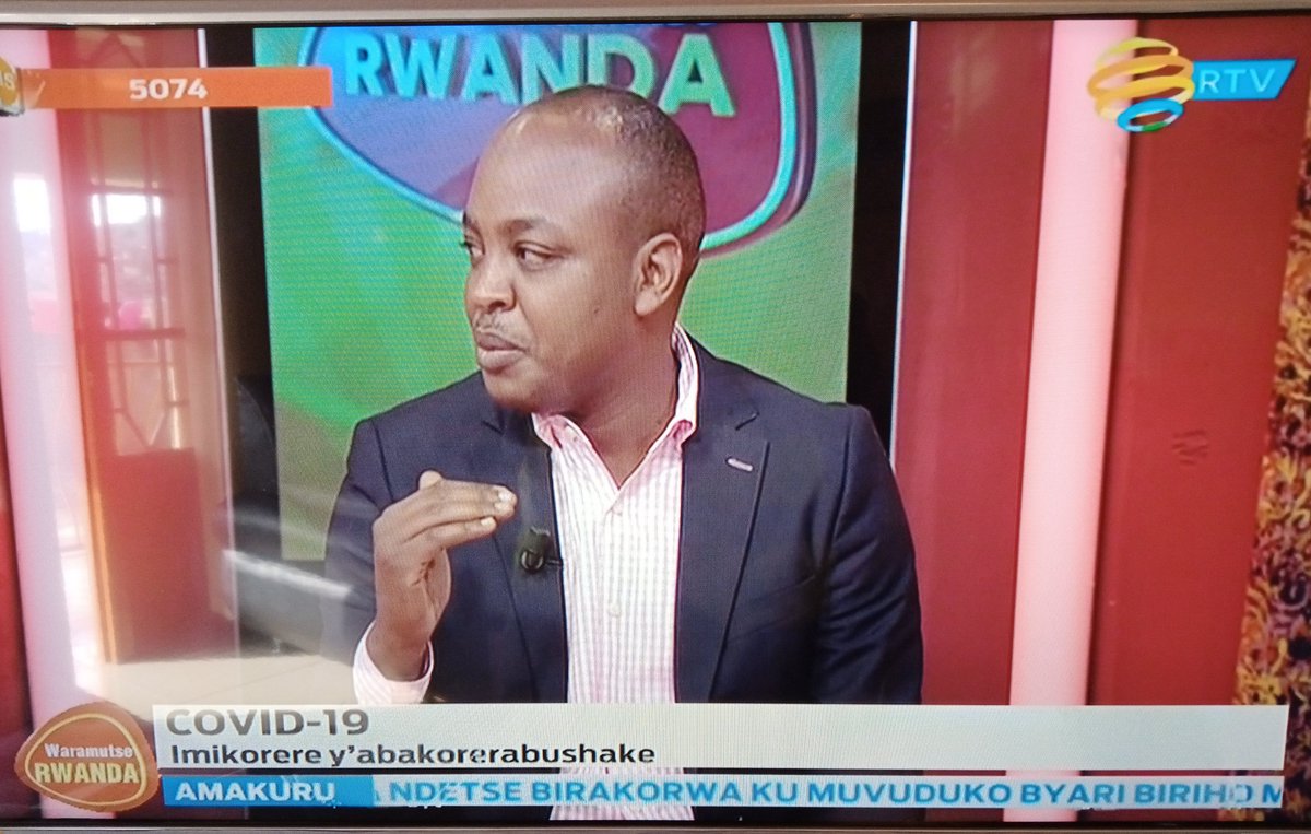 1/3

<a href="/murenziAbdallah/">MURENZI</a> kuri <a href="/RwandaTV/">Rwanda Television</a> : #YouthVolunteers Kugeza ubu dufite abagera ku bihumbi 380. dufite komite zubatse neza  kuva kurwego rw'Igihugu kugera ku Mudugudu,turi munsi ya <a href="/RwandaLocalGov/">Ministry of Local Government | Rwanda</a> ariko tukagira <a href="/Rwandapolice/">Rwanda National Police</a> nk'umufatanya- bikorwa dukorana umunsi ku munsi.