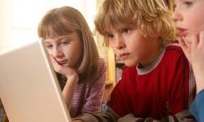 FacesBedford's tweet photo. If you have an old laptop you're able to donate, please email us and we will be in touch! #tech4children #laptop #laptops #education https://t.co/dyZfTUkBDJ