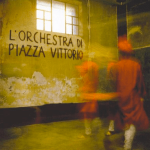 largemovements's tweet photo. L’esperienza dell’Orchestra di #PiazzaVittorio rappresenta una realtà #multiculturale che ha dato vita a suoni suggestivi e originali.
Oggi torniamo a parlare di #Arte e #musica
https://t.co/9DVl8UaqGp
Conoscete altre esperienze artistiche multiculturali? https://t.co/PCSnD6ttNx