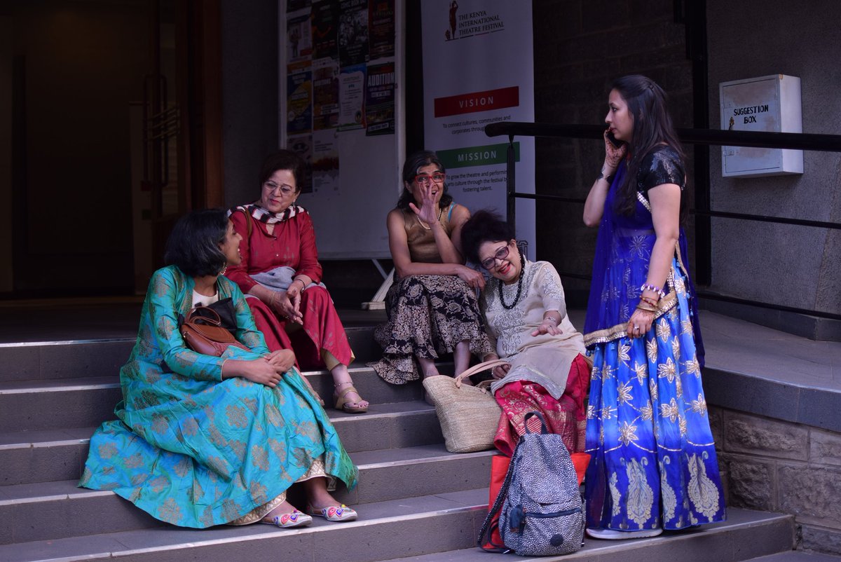 kitfest_ke's tweet photo. We're throwing back to #KITFEST2019 When India's 'Theatre for change' graced our podiums with the piece 'When the rainbow is enough' adapted to India's context from Ntozake Shange's brilliant piece of choreopoems.
#throwitback and look out for #KITFEST2020 https://t.co/4SrQgMFaC1