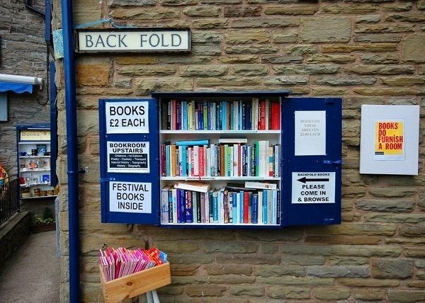 Maria_AnnaPatti's tweet photo. La noia mette un vetro opaco tra me e le cose del mondo

#Leggendo con #CasaLettori 

#IlPreside Marco Lodoli @Einaudieditore https://t.co/OJOUNJIonC