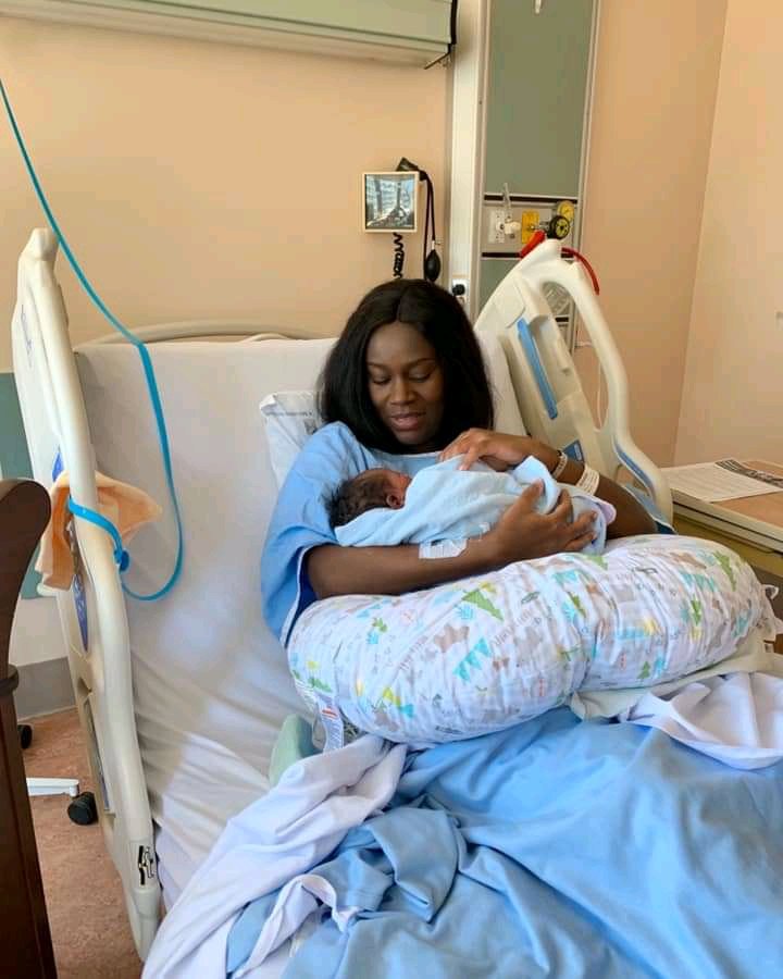 _tonnix's tweet photo. Finally did it, Ugandan Singer Julian kanyomozi gives birth baby boy https://t.co/Pppc4qSu90
