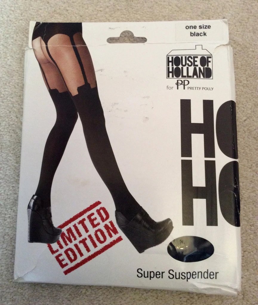 rosielanners's tweet photo. a global pandemic is definitely bad but just remembering the era when everyone wore these tights on night out and its putting it all in perspective. could be worse https://t.co/EeTEOBmuBm