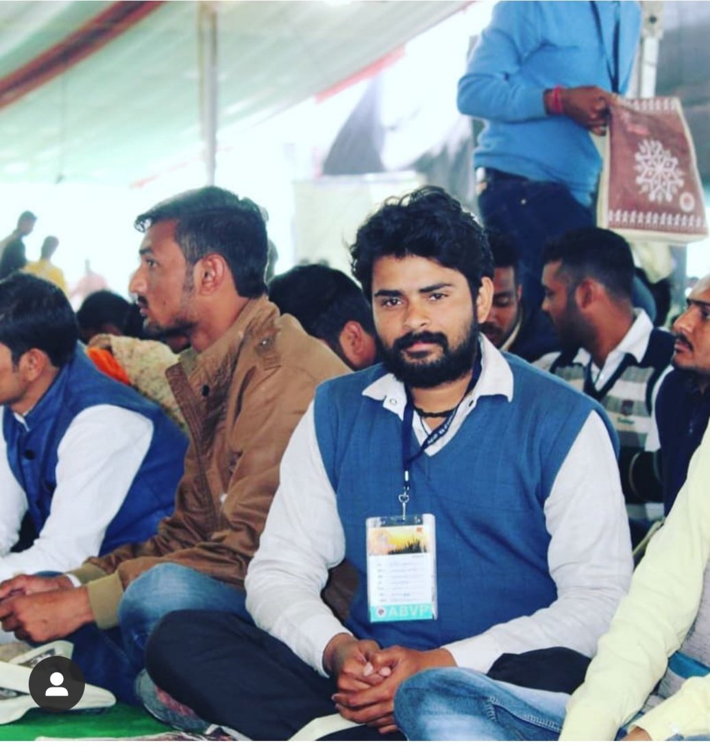 harish_sharma1's tweet photo. कार्यकर्ता से संगठन और संगठन से कार्यकर्ता 
हम सभी समान है ,एक दूसरे के सम्मान का ध्यान रखना है ,निस्वार्थ भाव इन सभी गुणों के साथ एक ही उद्देश्य राष्ट्र पुनःनिर्माण के कार्य मे लगे कार्यकर्ता है @ABVPVoice के जो इसे सिर्फ संगठन नही परिवार मानते है 
@abvpchittor @nidhitripathi92 https://t.co/kUiufUN2OB