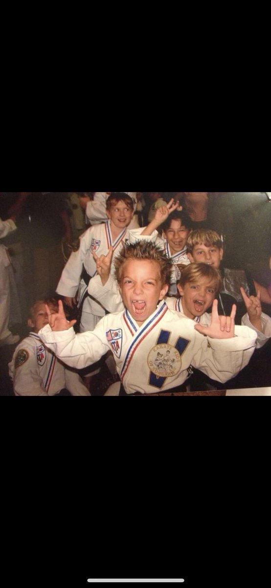 nick_demuth's tweet photo. Happy birthday brother @zane_farrell ❤️ we will safely celebrate as soon as we possibly can 🎉 https://t.co/LY3mCpNzXq