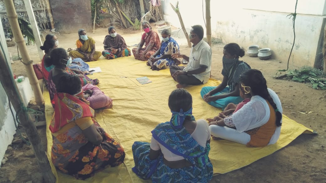 READSathy's tweet photo. #READ
#COVID-19
#CommunitySupportGroup
#SpecialMeeting

# READ conducting special meeting for Community Support Group members to know the condition of the people in the lockdown period. https://t.co/Mg26rslLsl