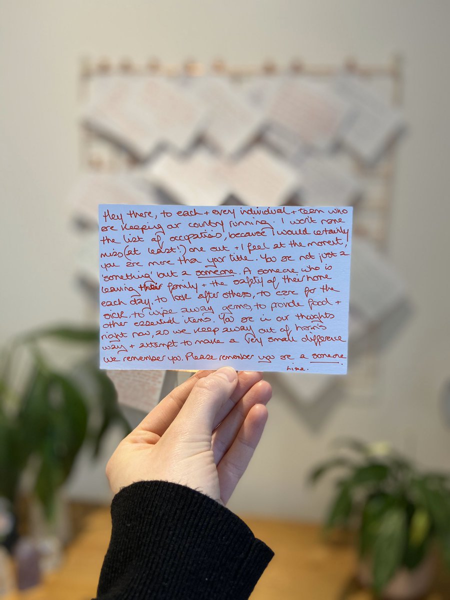 notestokeywork1's tweet photo. For YOU #keyworkers 💙💙💙

#covid_19 
#keyworker
#frontline
#instaforgood
#nhs 
#notestokeyworkers
#pleaseretweet https://t.co/m7IGagscwh