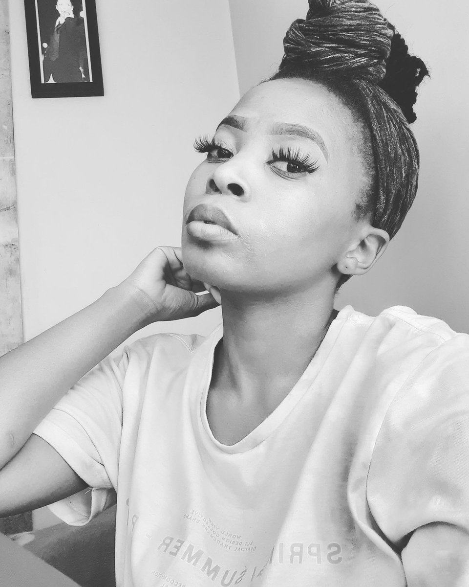 Well I ain't got a caption 🖤