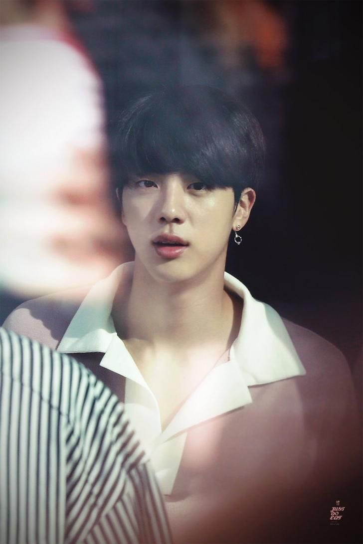 UHM SO I THINK THIS SEOKJIN NEEDS A THREAD SO HERE YOU GO.. A THREAD OF 170921 SEOKJIN: