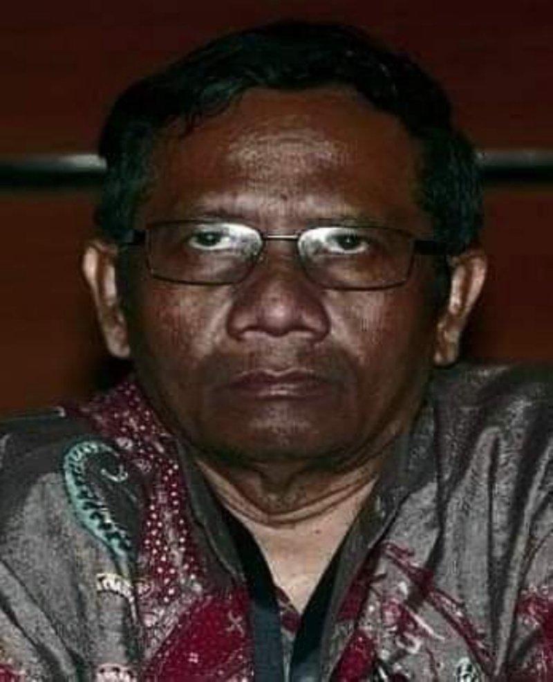 pakguruhonorer's tweet photo. @mohmahfudmd Bersyukur anda dulu batal jadi wakil presiden.... dah gitu ajaaah!! https://t.co/oqHMLOf2Zw