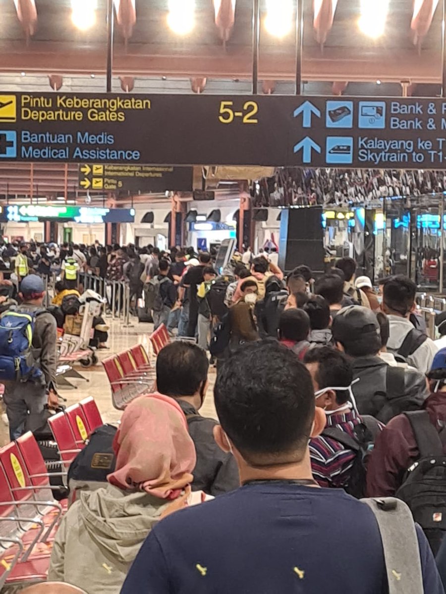 TrinityTraveler's tweet photo. Wow banyak banget pegawai yg BERTUGAS ke luar kota! https://t.co/weRRt7rFFU