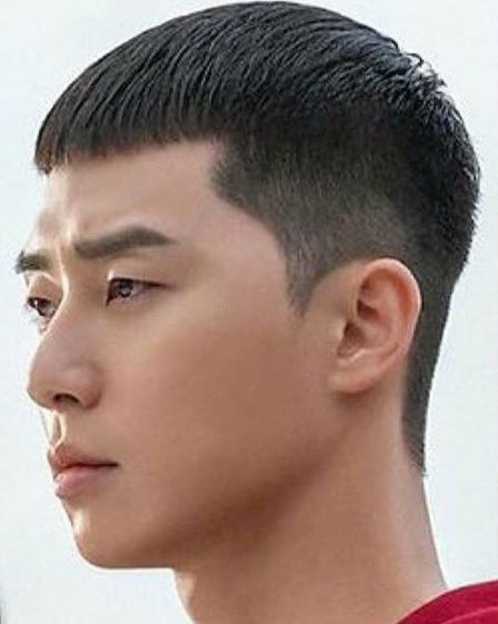 توییتر Taecyeon Maybe در توییتر Junskaybluesky もうちょっとサイド刈り上げですね ヨーロッパなどでも流行ってるそうですねぇ 軍隊ヘアスタイルでしょうか笑 T Co 09piayl432