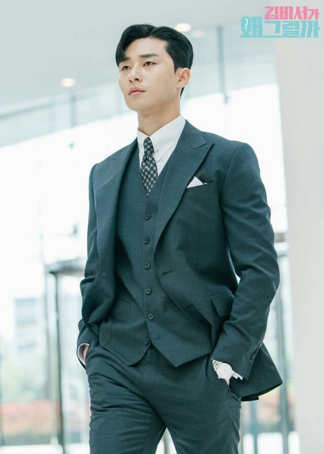  #ParkSeoJoon--Obviously blessed with god tier charms. He is one specific actor I don't cringe when he tries to be cute  His acting method is no acting tho, he let's himself be natural with the camera rolling. And I love it. 