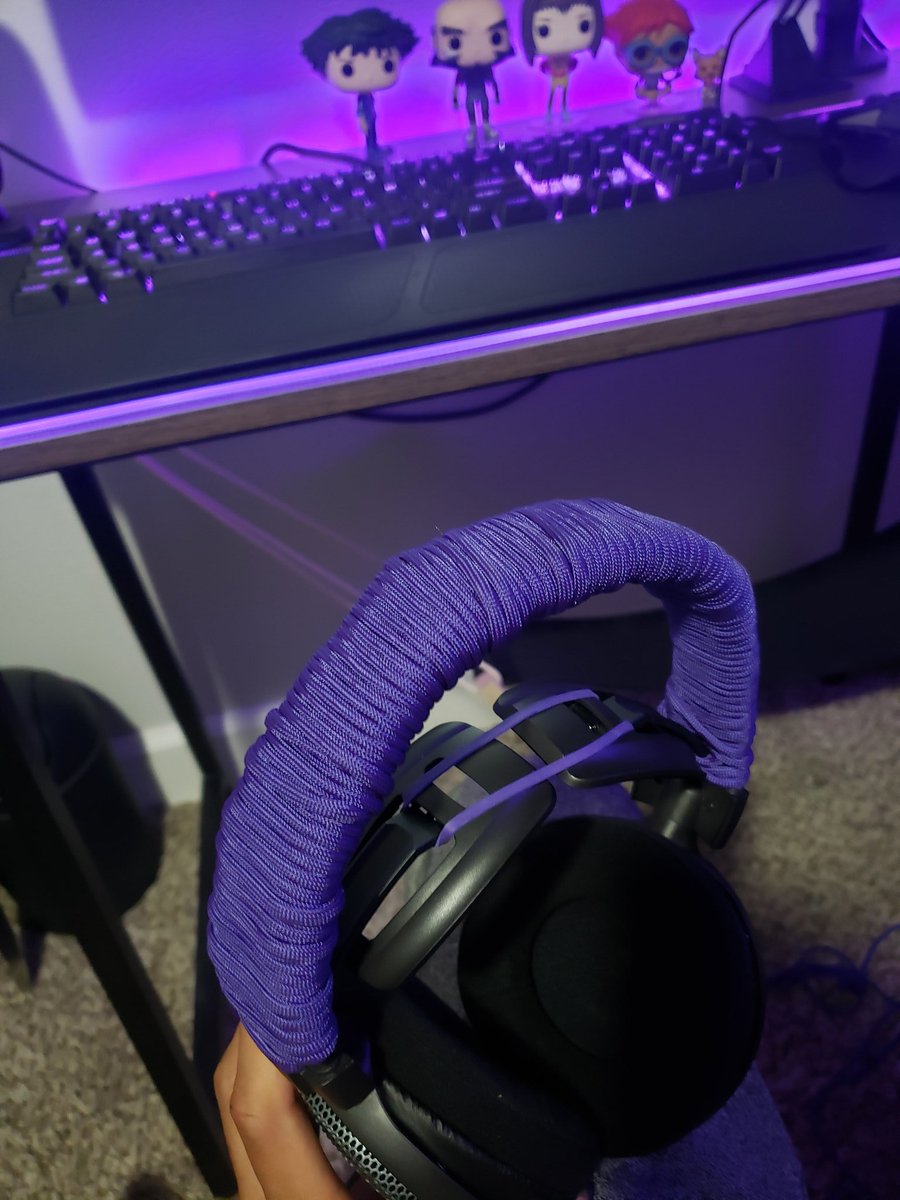 MFDOOMSTARKS's tweet photo. @jujucables Just did your paracord mod on 700x, I just hot glued the ends haha. https://t.co/XWkHgl6KFa