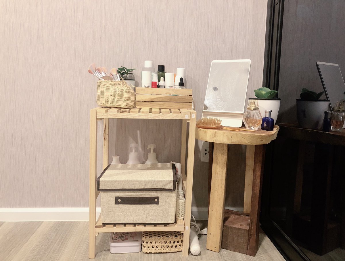nxyynee's tweet photo. ~ 𝙍𝙚𝙫𝙞𝙚𝙬🧸🏷
ชั้นวางของสุดน่ารัก สั่งมาจากใน Shopee
☆ ร้าน wattanaplus งานไม้คุณภาพดีมาก ตอนเเรกเห็นราคาเเล้วเเอบตกใจว่าทำไมถูกจังเลยไม่ได้คาดหวัง เเต่คือได้มาเเล้วว้าวมากอ่ะ คือดีมากจริงๆประกอบง่ายด้วย #ไว้รีวิวห้ามขายของโว้ยย #ไว้รีวิวห้ามขายของโว้ยยย #ของเเต่งห้อง https://t.co/EfRhFln8QN