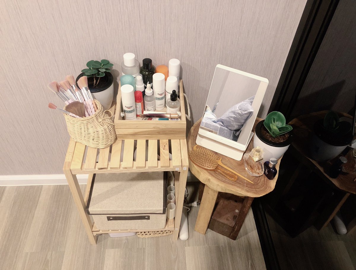 nxyynee's tweet photo. ~ 𝙍𝙚𝙫𝙞𝙚𝙬🧸🏷
ชั้นวางของสุดน่ารัก สั่งมาจากใน Shopee
☆ ร้าน wattanaplus งานไม้คุณภาพดีมาก ตอนเเรกเห็นราคาเเล้วเเอบตกใจว่าทำไมถูกจังเลยไม่ได้คาดหวัง เเต่คือได้มาเเล้วว้าวมากอ่ะ คือดีมากจริงๆประกอบง่ายด้วย #ไว้รีวิวห้ามขายของโว้ยย #ไว้รีวิวห้ามขายของโว้ยยย #ของเเต่งห้อง https://t.co/EfRhFln8QN