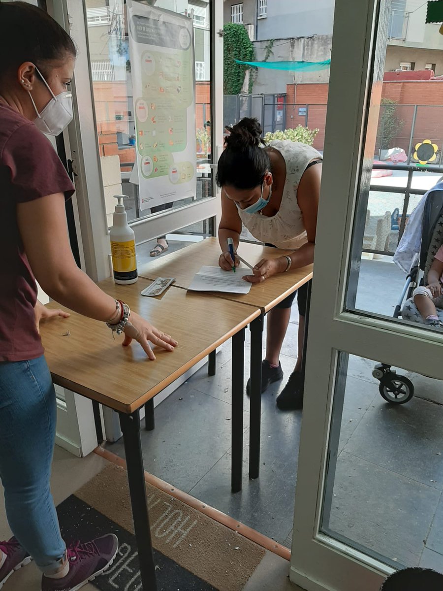 f4vents's tweet photo. Aquest mes, gràcies a @Educo_ONG estem ajudant a una quarentena de famílies i als seus infants, perquè no els hi manqui aliments frescos a taula.

En aquests dies hem d'unir esforços per arribar a tothom, en especial a qui més ho necessita.
#PetitaInfancia
#COVID19 https://t.co/7Sr1arFN6s