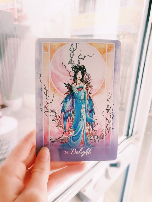 Today's oracle card: Delight~ Enjoy the little things and take the time to do something purely to enjoy