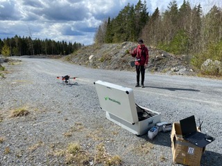 Poikkeusaikanakin on tärkeää kerätä ajantasaista tietoa metsästä ja muusta ympäristöstä.#drones #metsankuvaus