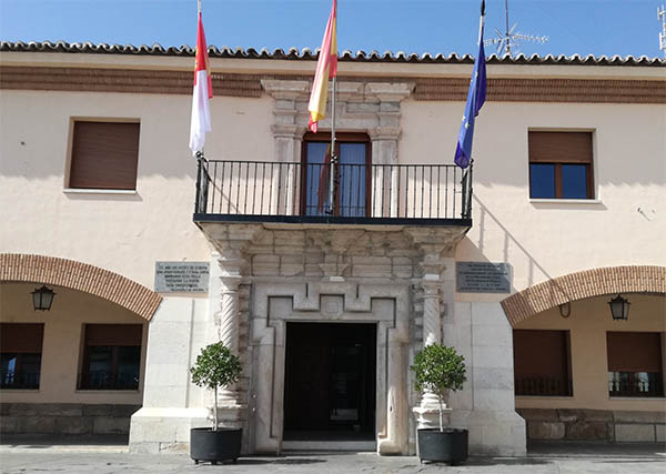 El Ayuntamiento recuperará la Atención Presencial, Punto Limpio y Cementerio con la entrada en la Fase 1 de la desescalada.
aytovillacanas.com/ayuntamiento/g…