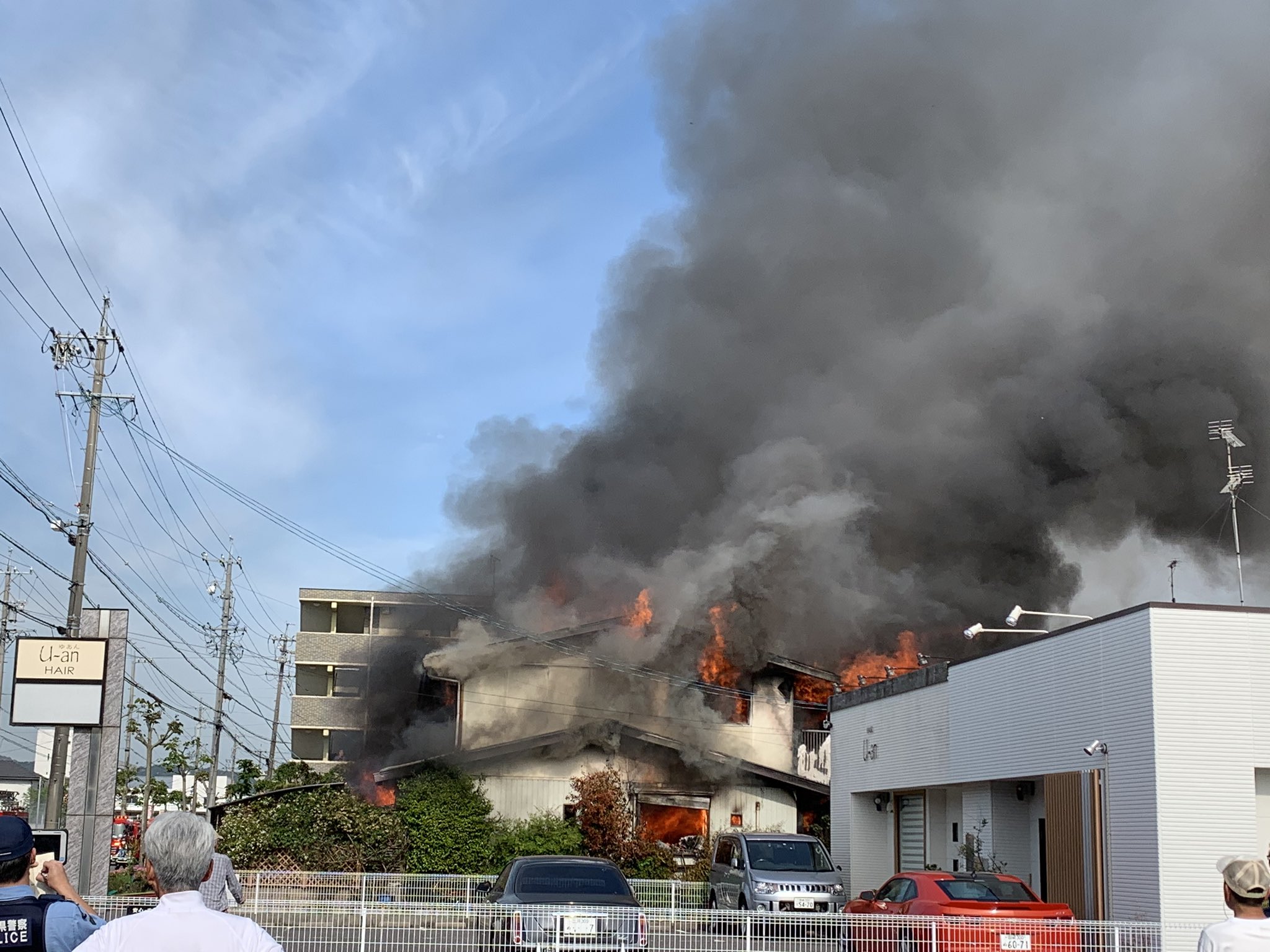 岡崎市大門で火事が起きている現場の画像