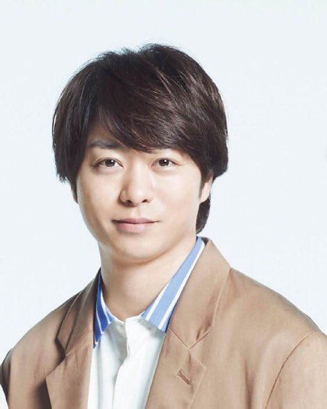 sakurai sho - historypros:- knows everything including next week’s lunch menu- gives homework but with extensions- each email from him is the syllabus itself- believes in atlantis- pronounces chichen itza perfectlycons:- wdym bucket hats aren’t in season? 