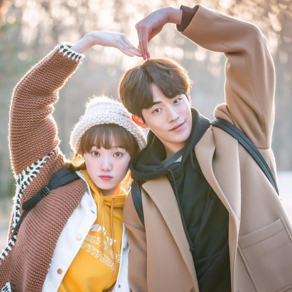 panwank01's tweet photo. เรื่อง weightlifting fairy kim bok joo 
10/10 คะแนนไปเลยจ้า เรื่องนี้ฟินสุดๆ
เรื่องคือ นางเอกเป็นนักยกน้ำหนัก🏋️‍♀️ พระเอกเป็นนักว่ายน้ำ🏊‍♂️แล้วคือนางเอกชอบพี่ชายของพระเอกอีก และพระเอกนางเอกก็เป็นเพื่อนในสมัยเด็ก👫ซึ่งเรื่องนี้โลกโคตรกลม🌍
#ซีรี่ย์เกาหลี #รีวิวnetflix #รีวิวซีรี่ย์ https://t.co/xRtT7KMD1g