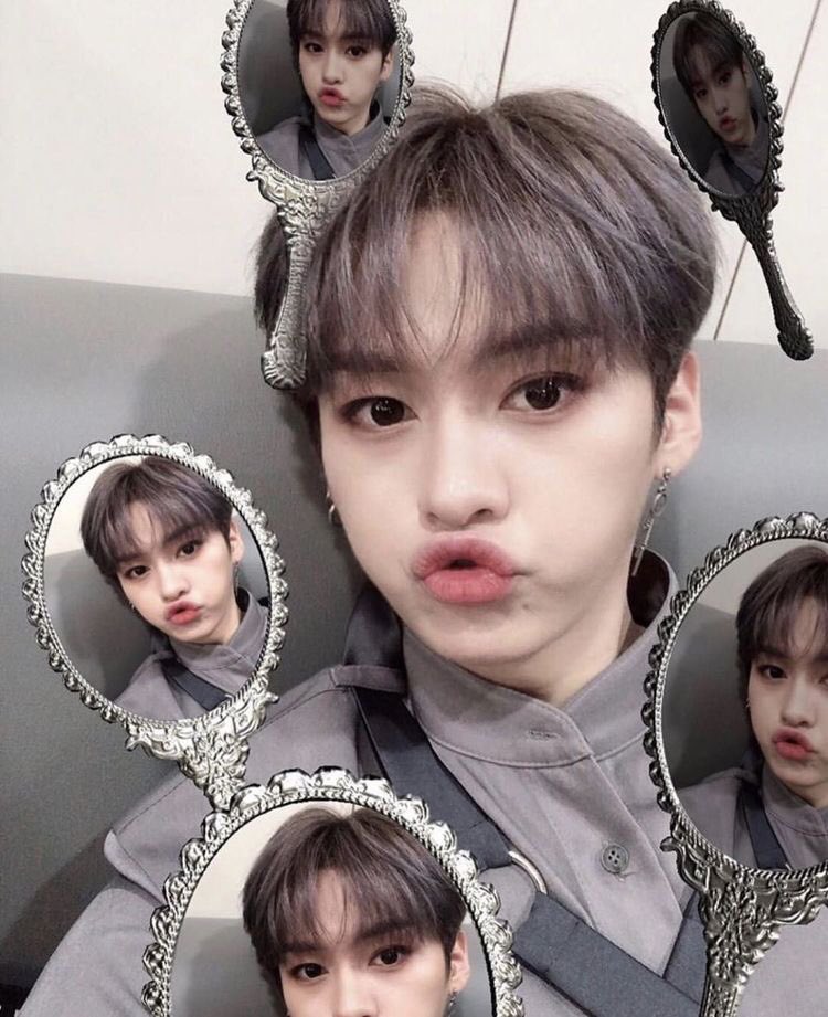 Im dropping my favorite minho selca cuz i miss him :(