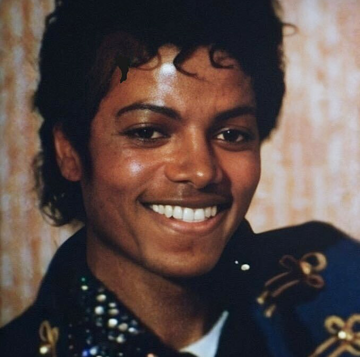 making a random thread of michael smiling just because