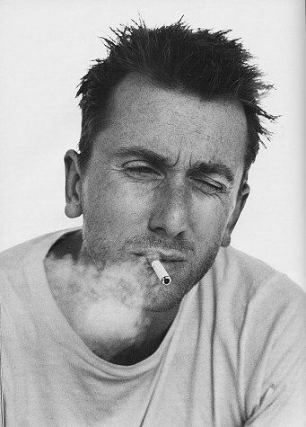 Timothy Simon Tim Roth
(1961.05.14)
Happy Birthday!    