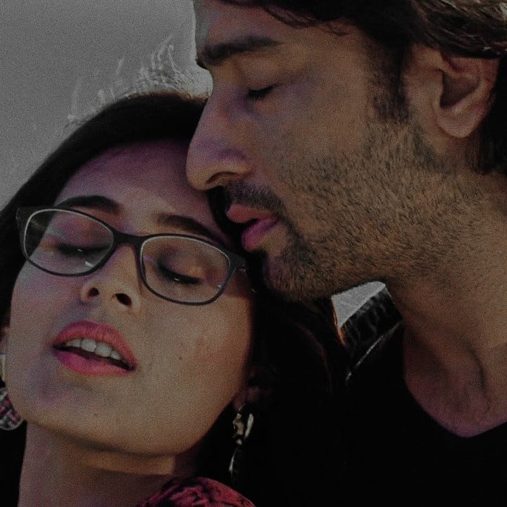 pigeonofs's tweet image. Why is no one talking about them 🙂???????
We should not forget that they've got the 🔥est chemistry of all! They'll be back soon....❤️
#MishBir #YehRishteyHainPyaarKe #ShaheerSheikh
