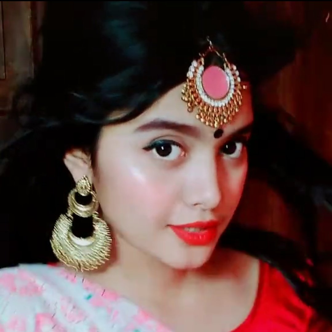 SweetRose85's tweet photo. #NewProfilePic https://t.co/ludEN4oZbN