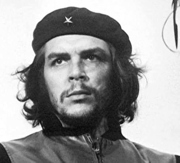 In March 1960, at a rally, Korda took this now famous photo of Che Guevara. He said he noticed Che’s piercing gaze into the distance and captured the moment. It became the most iconic photo from the revolution and it was later used for Che’s memorial.