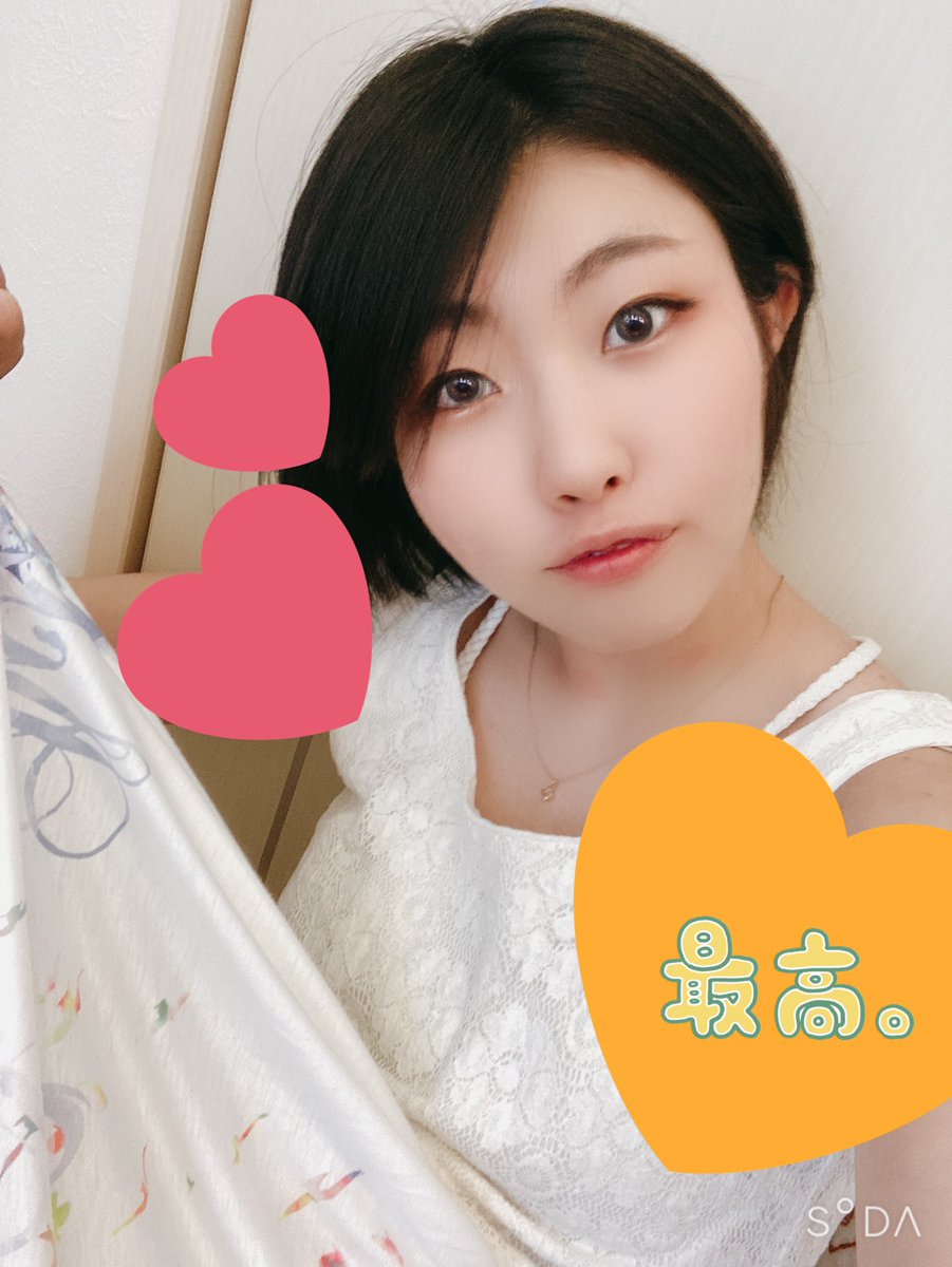 小石川 チエ 今日は夏みたいに暑かったので衣替えをしました 来ているのは一等お気に入りのワンピース 大好きな服を着て過ごすと気持ちも上がりますねー 暑さには負けないよう 気をつけてお過ごしください Gtmv