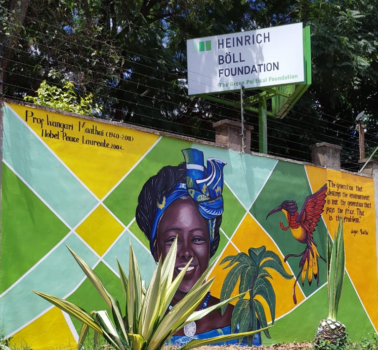 HBSNairobi's tweet photo. “It's the little things citizens do. That's what will make the difference. My little thing is planting trees”.Wangari Maathai

 @GreenBeltMovmnt  @WangariMaathai @MathaiWanjira  @boell_stiftung  #stayhealthy https://t.co/ZM2wTlMC9x
